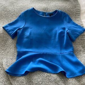Adorable banana republic work top